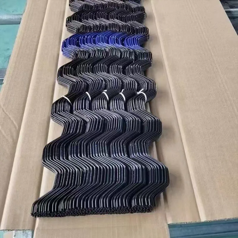 Greenhouse wiggle wire